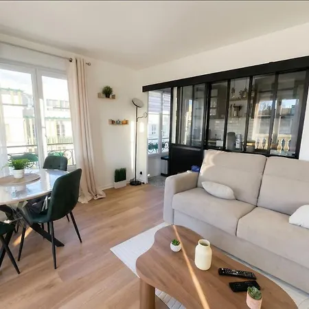 5 Min From Val D'europe Apartment *
